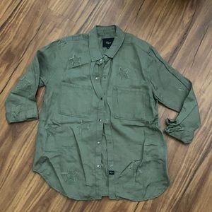 Rails star embroidered button down size small